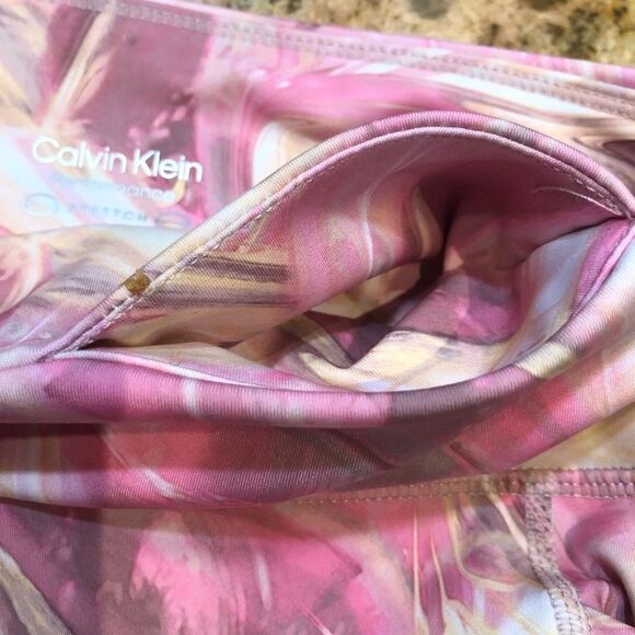 CALVIN KLEIN PERFORMANCE - L Sz XS Printed Stretch Biking Shorts. Fitted. NWT! - Picture 9 of 13